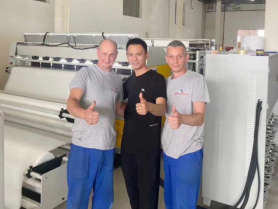 葡萄牙客户购买超声波缝绽机